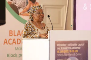Mrs Aïssatou Diallo, Patron of the Black Academy, delivering her speech at the official launch of the Black Academy.